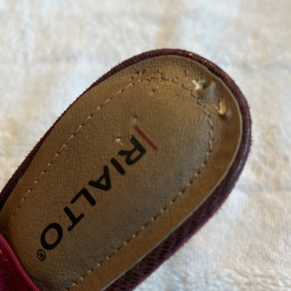 Raspberry Shoe Size 7 - image 3